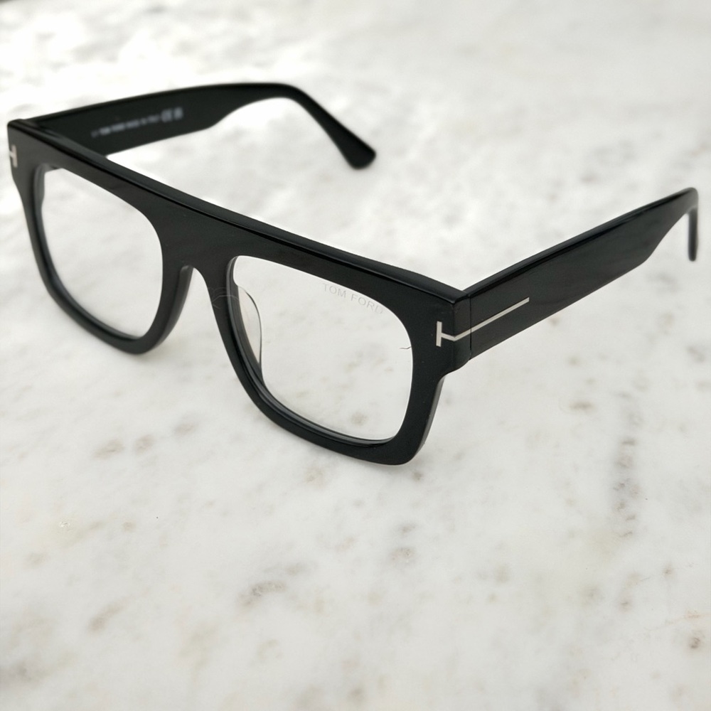NWT Tom Ford Fausto FT0711 Eyeglasses – Black 53mm – Made in Italy – c o p y
